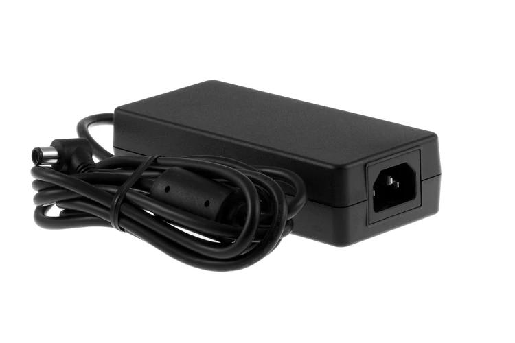 Cisco 8800/8900/9900 IP Phone Power Supply, CP-PWR-CUBE-4=, New, Original