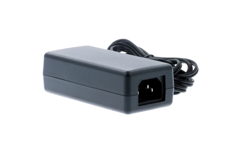 Cisco 7900 Series IP Phone Power Supply, CP-PWR-CUBE-3, New, Original