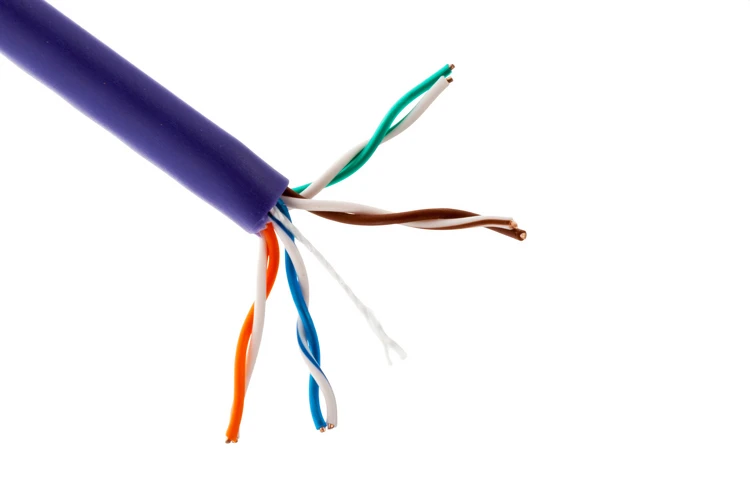 Cat5e Bulk Ethernet Cable, Unshielded, Solid, CMR, Pull Box, 1000 ft, 350 Mhz, Purple