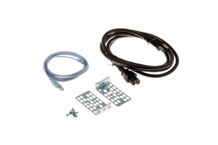 Cisco 1RU Accessory Kit (C3KX-RACK-KIT Kit, Console & AC Cord)