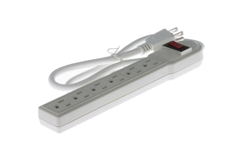 Surge Protector Power Strip With (6) 15A Outlets and 3ft Cord