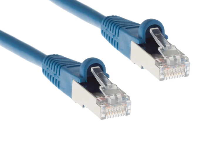 Cat5e Shielded Ethernet Patch Cable, Half-moon Boot, 5 ft, Blue