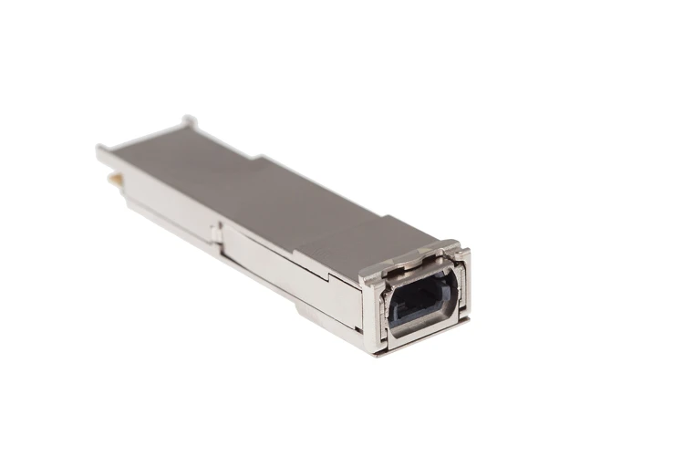 Cisco 100GBASE QSFP Transceiver Module, QSFP-100G-SR4-S, New, Compatible
